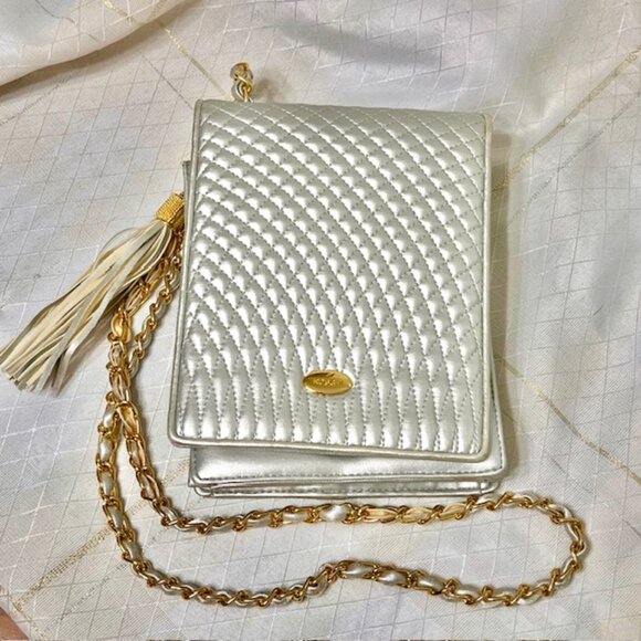 KOSCHI Vintage Silver & Gold Quilted Cocktail Purse - Picture 9 of 14